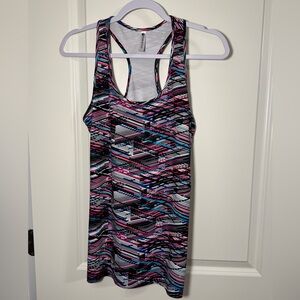 Fabletics Mary Tank in Graphic Digital Print Size Medium